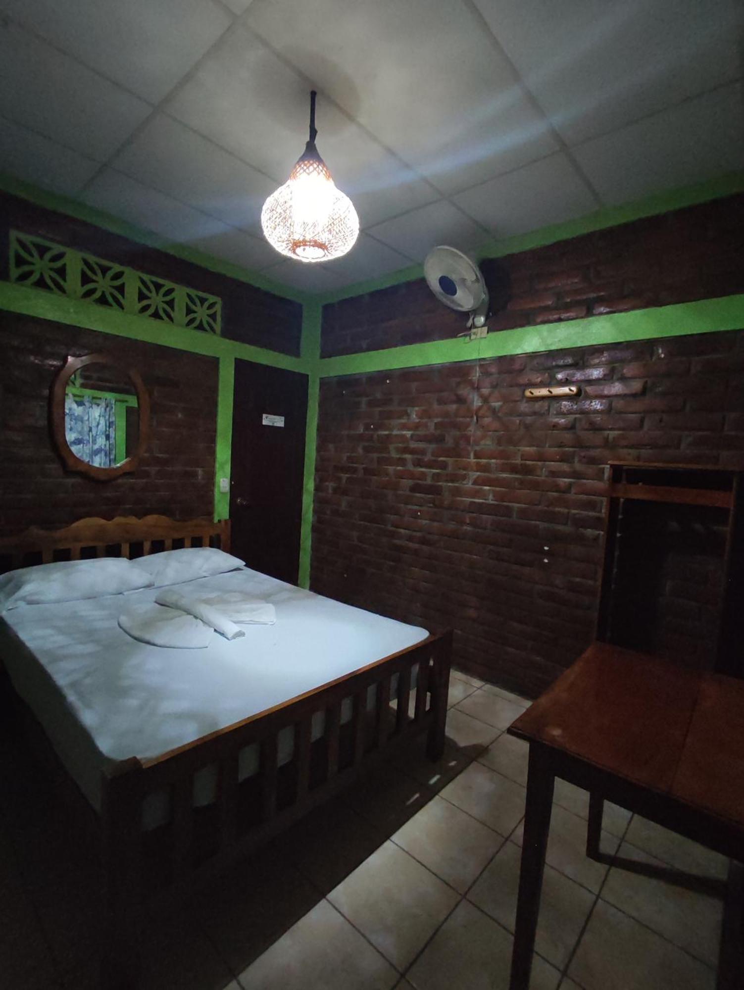 Eco-Lodge El Porvenir. Santa Cruz Kamer foto
