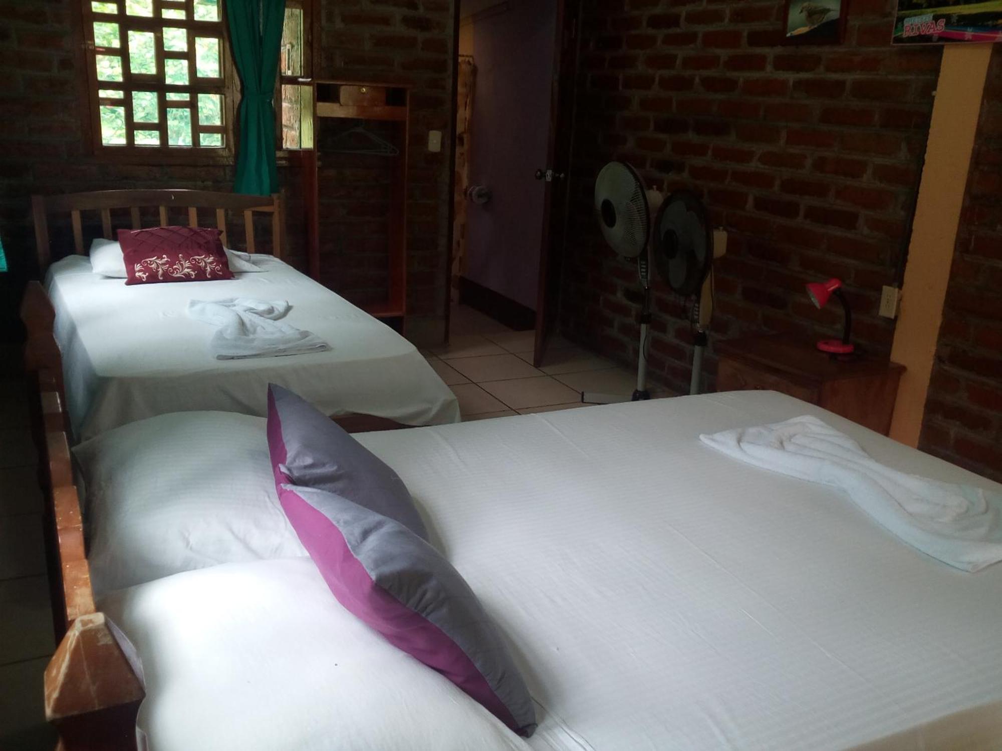 Eco-Lodge El Porvenir. Santa Cruz Buitenkant foto